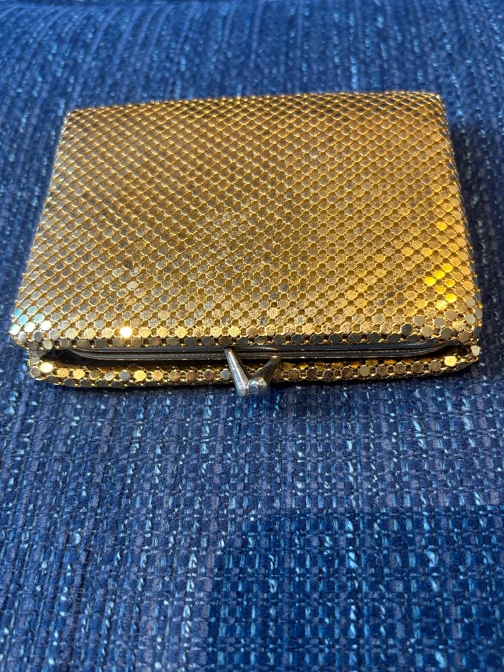 Vintage Gold Metal Mesh Kiss Lock Wallet Coin Purse Billfold